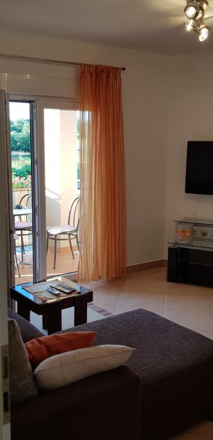 Velina Appartement *